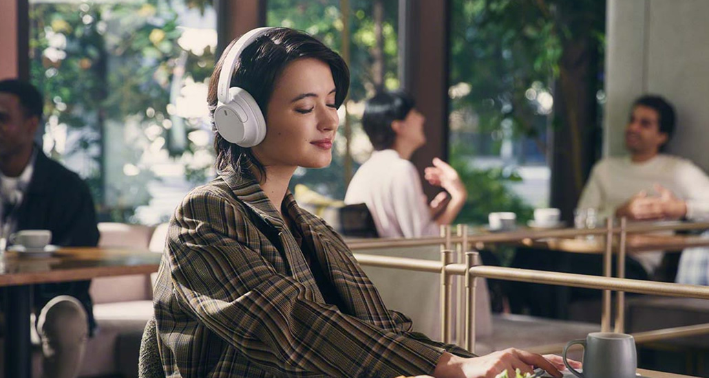 Earphone and Headphone Manufacturers in China: A Complete Guide